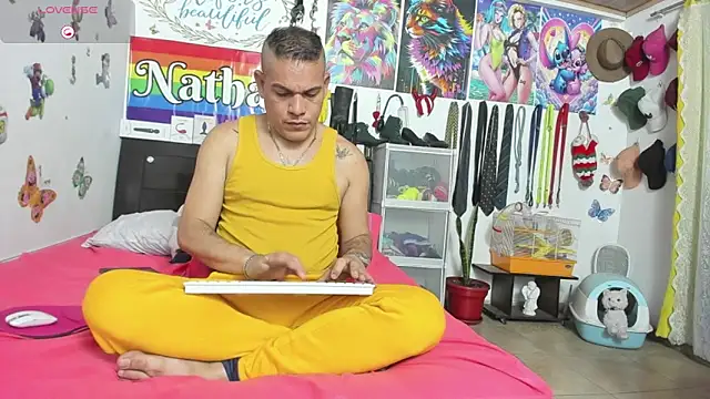 nathannathaniel online show from March 5, 3:08 pm