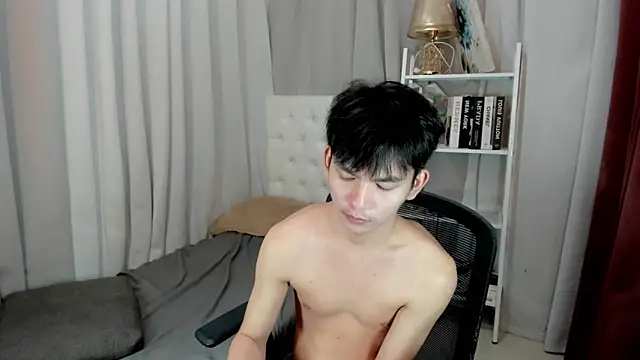 urtwinkjoshx online show from March 2, 7:15 am