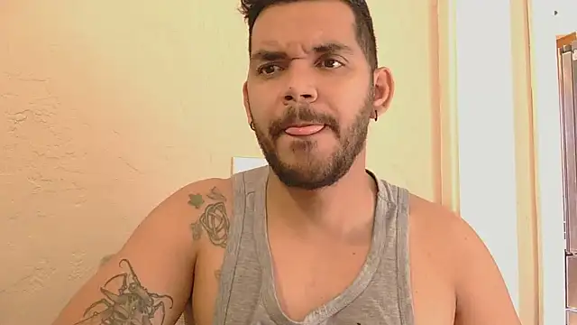 damon69696 online show from February 3, 7:19 pm