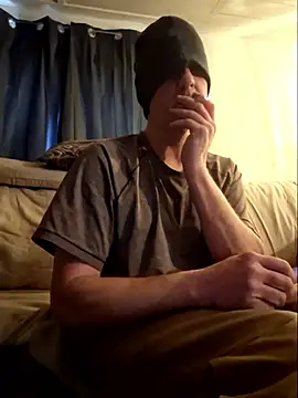 Snapshot of sexy_hottie_guy chatting on February 11, 10:04 pm sexy hottie guy online show from February 11, 10:04 pm