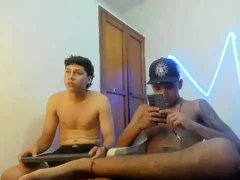 badboy420  online show from February 6, 9:33 pm