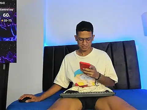 StellayDrake online show from February 21, 1:45 pm