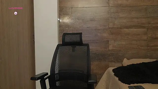 connor h1 online show from February 28, 4:33 am