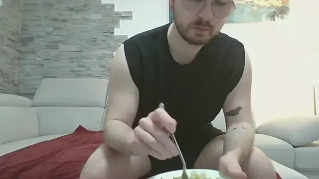 ItalianAlex online show from February 11, 7:52 pm