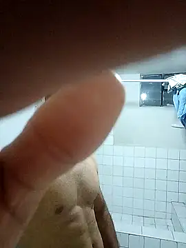 thom 1 online show from February 6, 11:56 pm