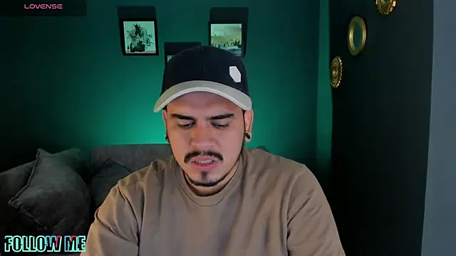 Chriss Hunt online show from February 17, 8:57 am