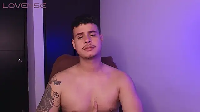 BjornSteel online show from April 6, 5:19 am