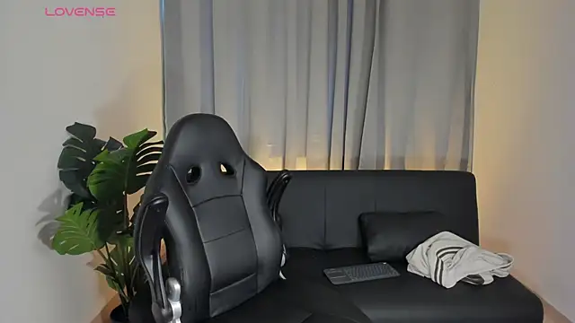 Axel Creed online show from February 28, 9:03 pm