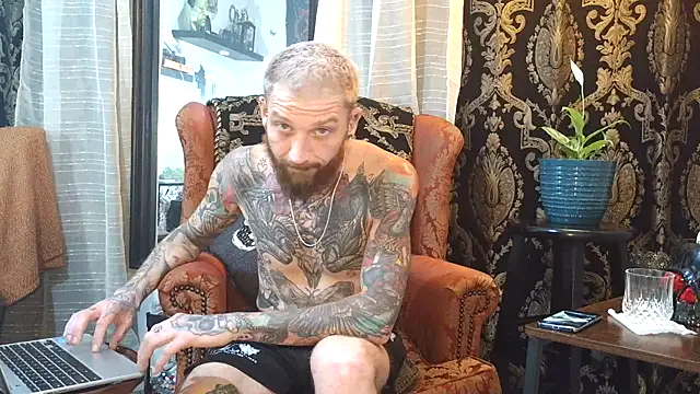 F D R  online show from April 11, 9:35 am