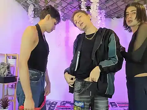 Dapnhe hot2006 online show from March 2, 1:38 am