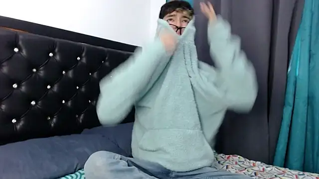 gabriel x18 online show from February 20, 9:16 pm