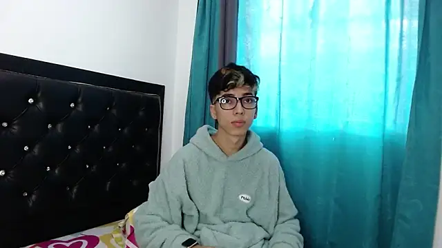 gabriel x18 online show from March 5, 9:22 pm