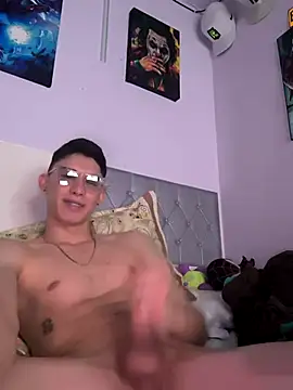 Snapshot of Camilow_w chatting on February 7, 4:41 am Camilow w online show from February 7, 4:41 am