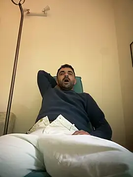 elia2711 online show from March 21, 3:27 pm