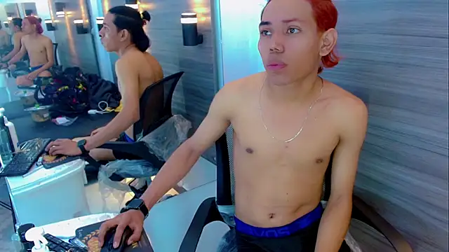 DaviidBuckx  online show from April 10, 6:31 am