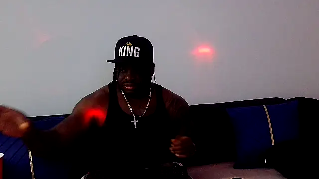 darkstallion7 online show from April 20, 12:13 am