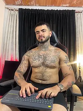 Benjii Carter1 online show from March 1, 4:56 am