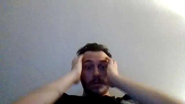 Tallhungandcloudy online show from March 25, 7:23 am