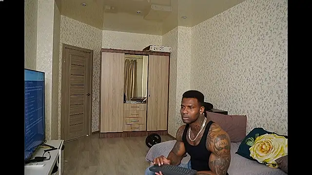 ostine brown online show from March 25, 6:01 pm