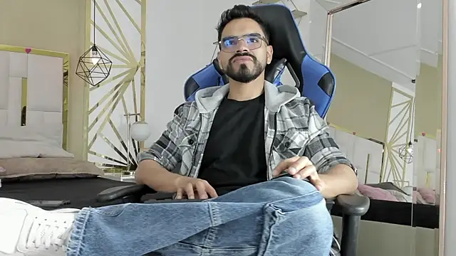 HotPulse vc online show from February 12, 12:44 pm