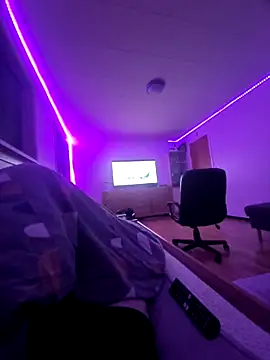 thebestmodel7 online show from February 10, 11:20 pm