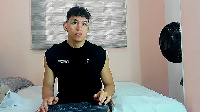 Muscle  Myke online show from March 3, 12:23 pm