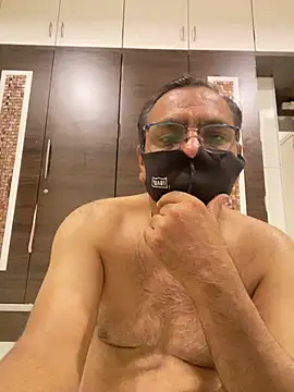 maleattention online show from April 8, 5:32 pm