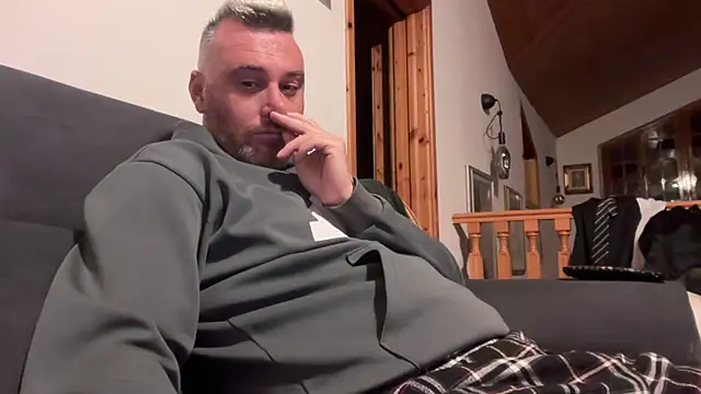 marcovik1 online show from March 1, 11:04 pm