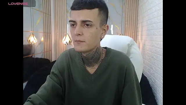 benjamin anthony online show from April 7, 3:39 am