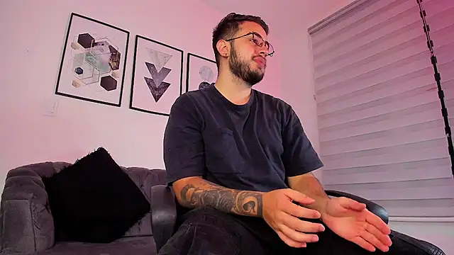 ethan grace online show from February 21, 12:17 pm