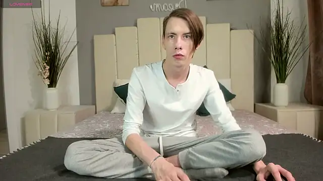 Erick Wilson online show from March 2, 7:08 pm