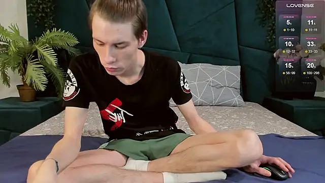 Erick Wilson online show from February 26, 8:31 pm