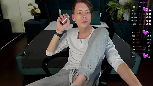 Erick Wilson online show from February 18, 6:28 pm