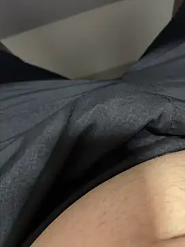 Nickysfd01 online show from April 12, 2:51 pm