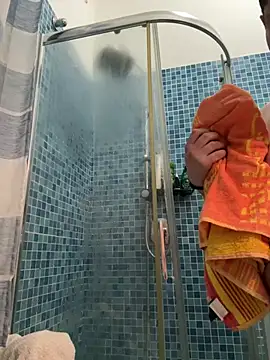 D4n13l47 online show from April 15, 11:59 pm