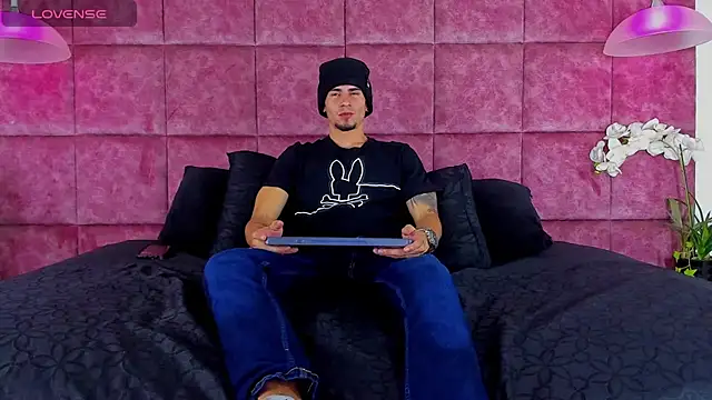 SharonTygaX online show from February 19, 4:20 am