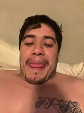 Sweetdickwill online show from February 24, 4:46 am