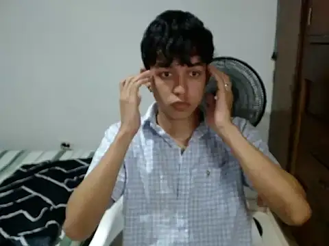 cute jisus online show from April 22, 6:52 am