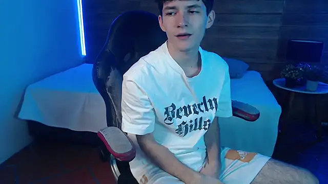 trevor mob online show from April 1, 10:40 pm