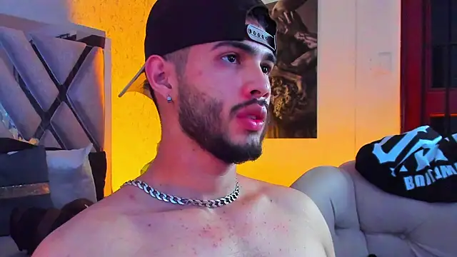 Vincentblack online show from April 6, 5:52 am