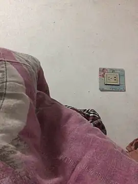 yaocaobi8 online show from March 19, 1:25 pm