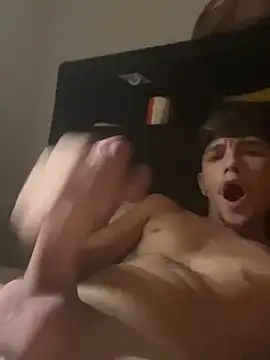 lucasBuenosdias online show from February 24, 2:40 pm