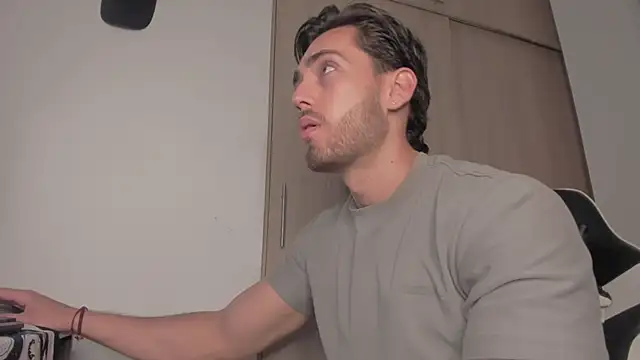 Axel  Blaze online show from March 31, 1:24 pm