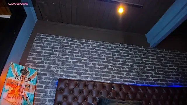 EXCLUSIVE8 online show from March 1, 5:07 am