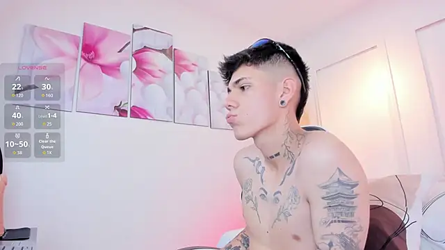 Tommy valverde online show from April 11, 6:44 pm