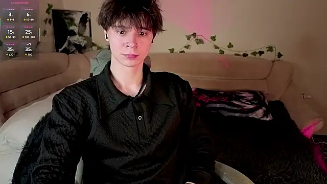 AnthonyCuutie online show from March 17, 5:15 pm