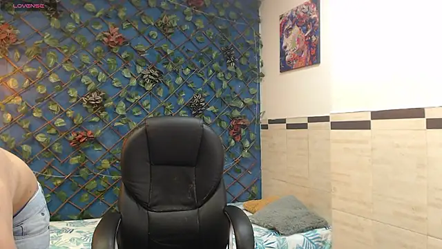 Roccoallegeri online show from March 24, 12:10 pm