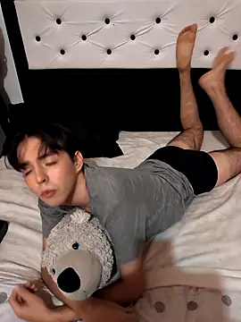 Lucca  555 online show from March 29, 1:06 am