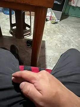 GoldenM95 online show from April 19, 8:47 am