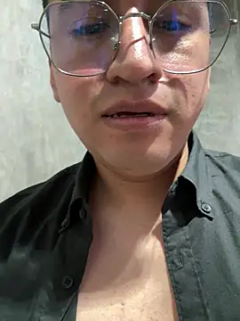 GoldenM95 online show from April 15, 11:26 pm